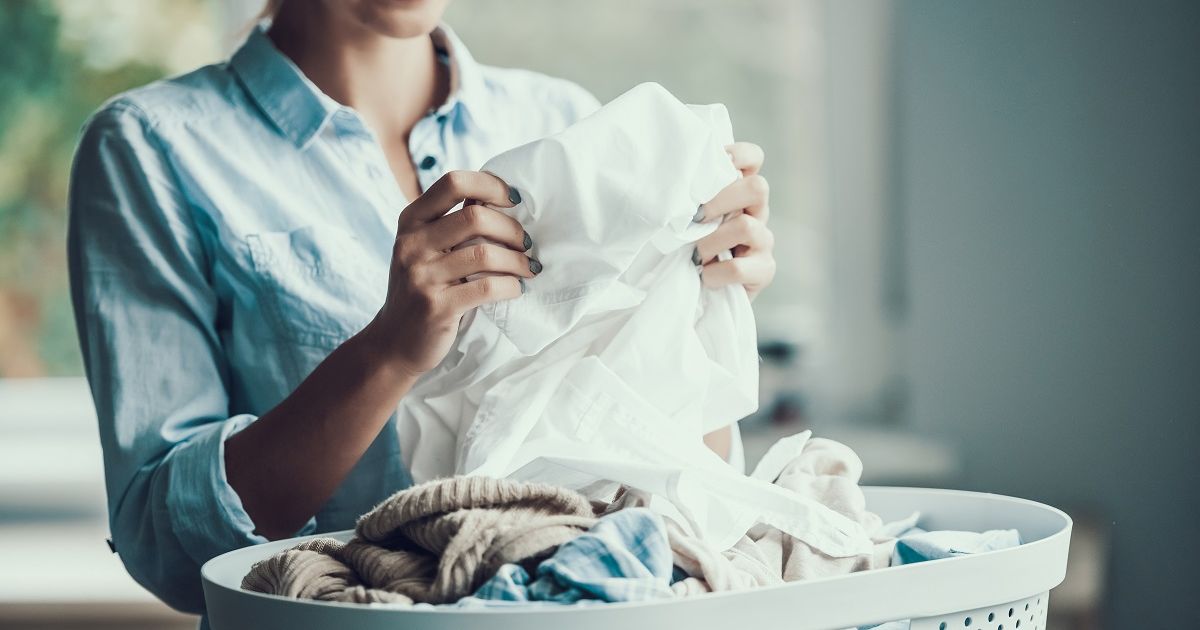 Preparing Your Linen Clothes for Washing