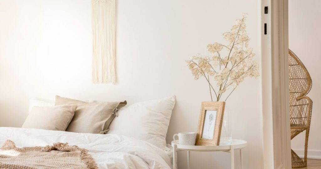 What Colors Go With Natural Linen?